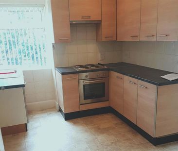 2 bedroom semi-detached house to rent - Photo 3