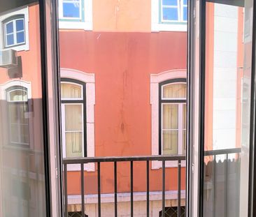 Apartamento T1 mobilado para arrendar S Vicente, junto Panteão e Me... - Photo 3