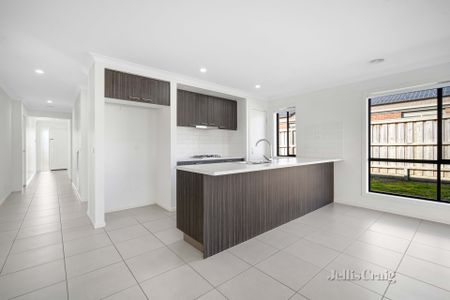 17 Banff Road, Winter Valley - Photo 2