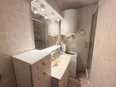 Location Appartement 4 pièces 75m² CHAMBERY 73000 - Photo 5