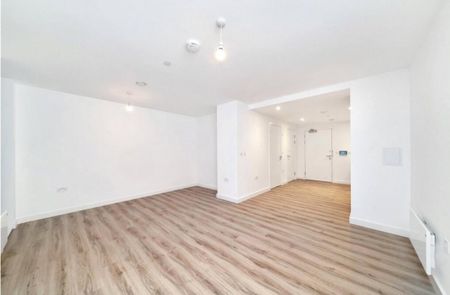 1 Bed Flat, Calibra Court, LU2 - Photo 2