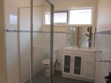 WALK TO SCORESBY PRIMARY, ST JUDE'S or SCORESBY VILLAGE! AVAILABLE NOW - Photo 3