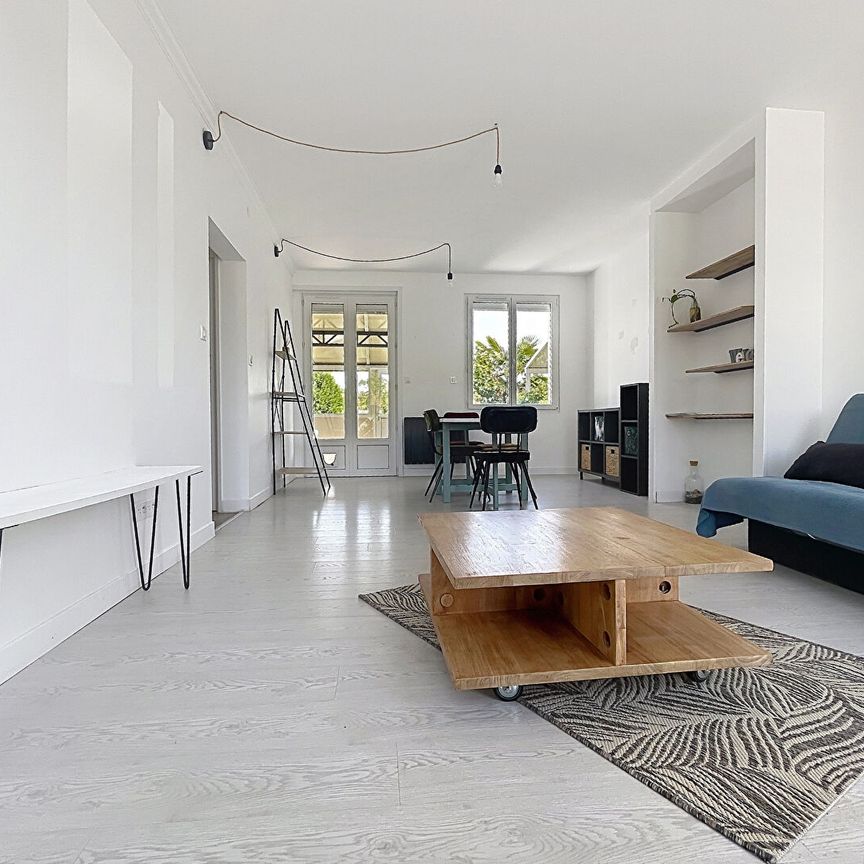 Location Maison 5 pièces 93m² AYTRE 17440 - Photo 1