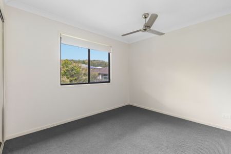 Looking for a great family home? - Photo 2