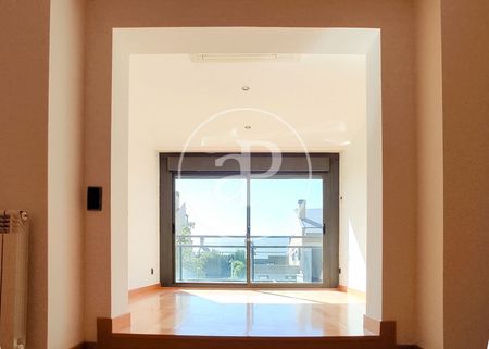 Flat for rent in Valdebebas - Valdefuentes (Hortaleza) - Photo 3