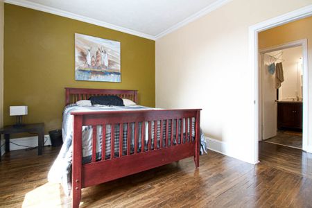 233 Arlington Avenue - 1 - Photo 3