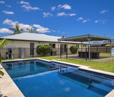 Renovated Family Home with Pool&excl; - Photo 1