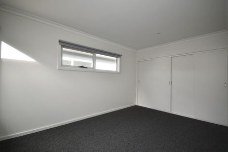 4A McLaren Avenue Lucknow VIC - Photo 2