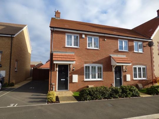 3 bedroom end of terrace house to rent - Photo 1