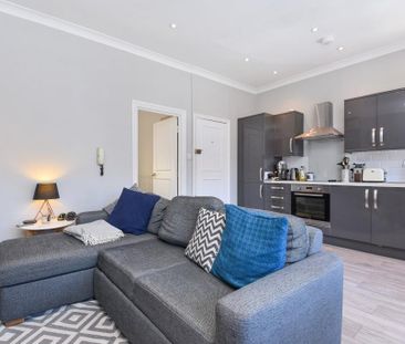 1 bedroom property to rent - Photo 3