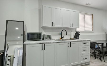 For Lease - 132 Dean Avenue Unit# Basement, Barrie, Ontario - Photo 2