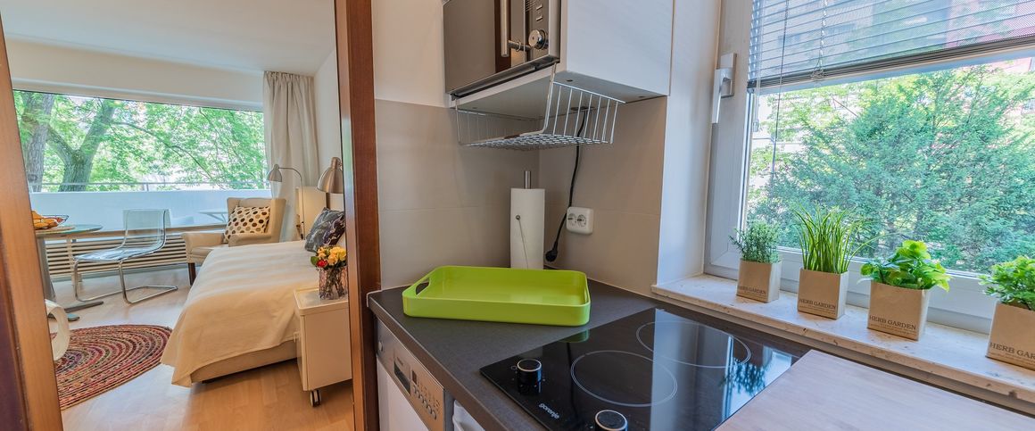 City-Residence: Elegantes und helles Apartment mit Balkon - Foto 1