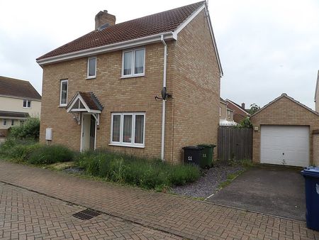 4 bedroom house to rent Collingwood Drive, Longstanton, Cambridge, CB24 - Photo 5