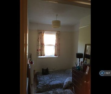 3 bedroom detached house to rent - Photo 3