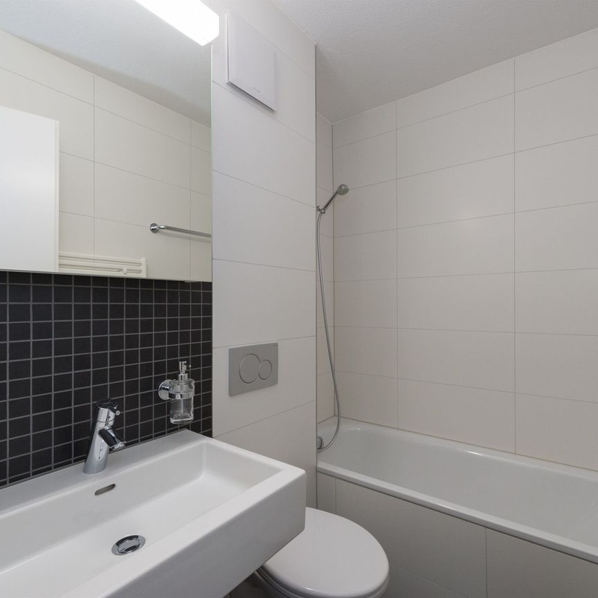 Ideal für Pendler und Flughafenmitarbeiter - Foto 1