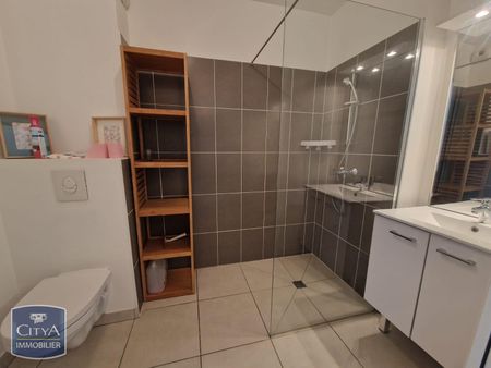 Location Appartement 1 pièce 26m² LA VALETTE DU VAR 83160 - Photo 5