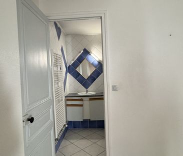 Appartement - 2 pièces - 46,75 m² - Saint-Étienne - Photo 5