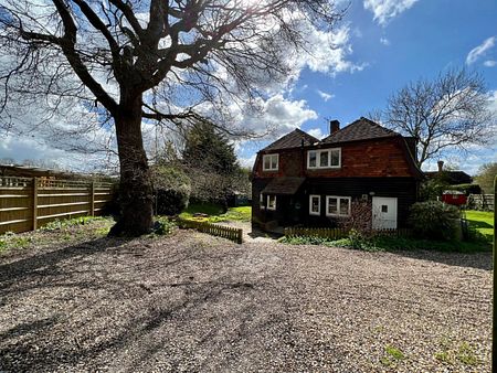 TENTERDEN ROAD, CRANBROOK - Photo 3