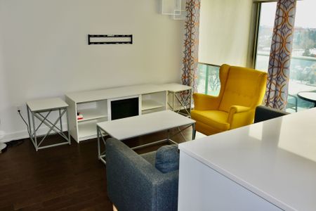 For Lease - 111 Champagne Avenue Unit# 902, Dows Lake - Civic Hospital and Area, Ontario - Photo 2