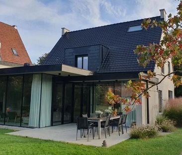 Huis te huur in Linkebeek voor € 3.500 met 3 slaapkamers - Foto 3