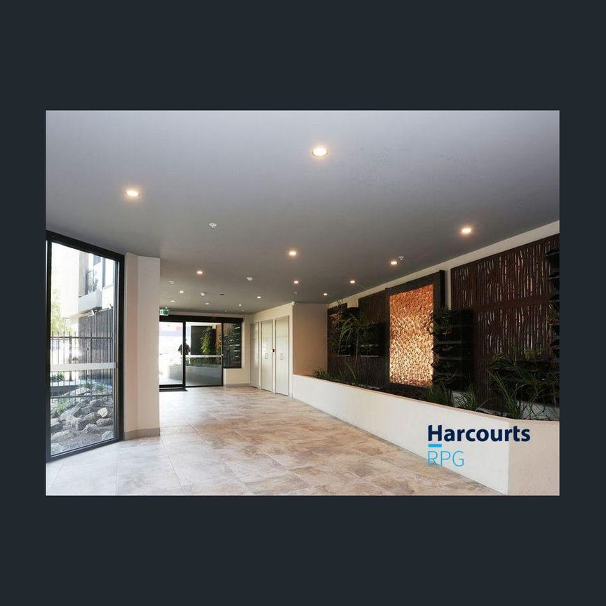 402/316 Pascoe Vale Road, Essendon, Vic 3040 - Photo 1