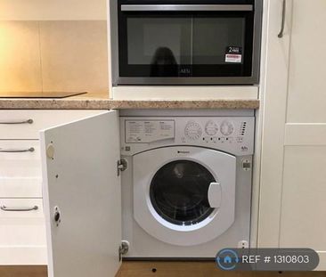 1 bedroom flat to rent - Photo 6