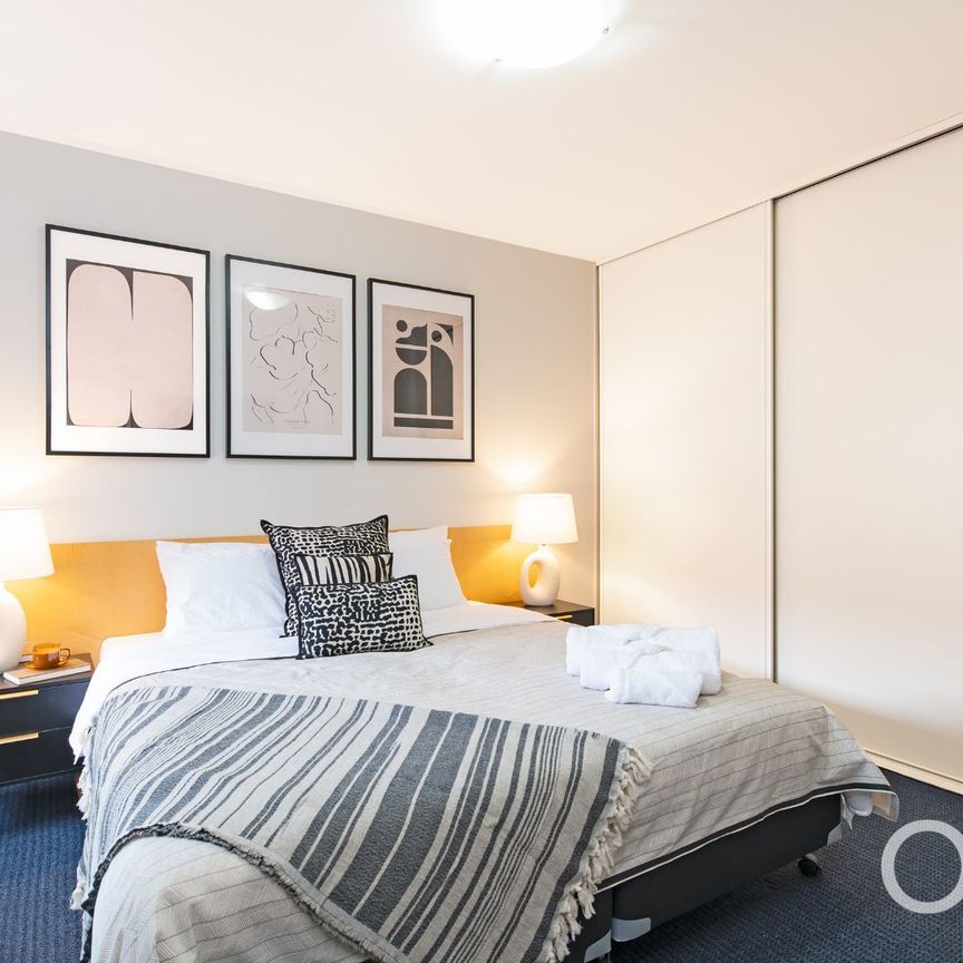 Open the Door to Top-Floor Tranquillity in the Heart of Rundle Street - Photo 1