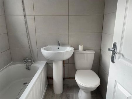 3 bedroom house to rent - Photo 2