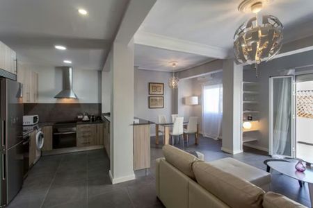 Carrer de lEscultor Josep Capuz, Valencia, Valencian Community 46006 - Photo 3