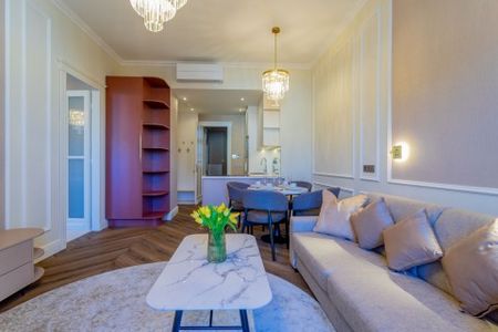 Vértanúk tere - Fotó 4