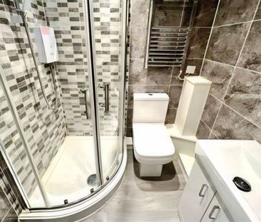 Shirley Road, SO15 - Photo 4