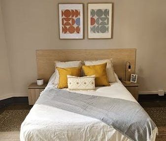 Rambla de Catalunya, Barcelona, Catalonia 08008 - Photo 4