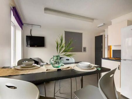 Standard Room - 4 Bed Shared House - Photo 2