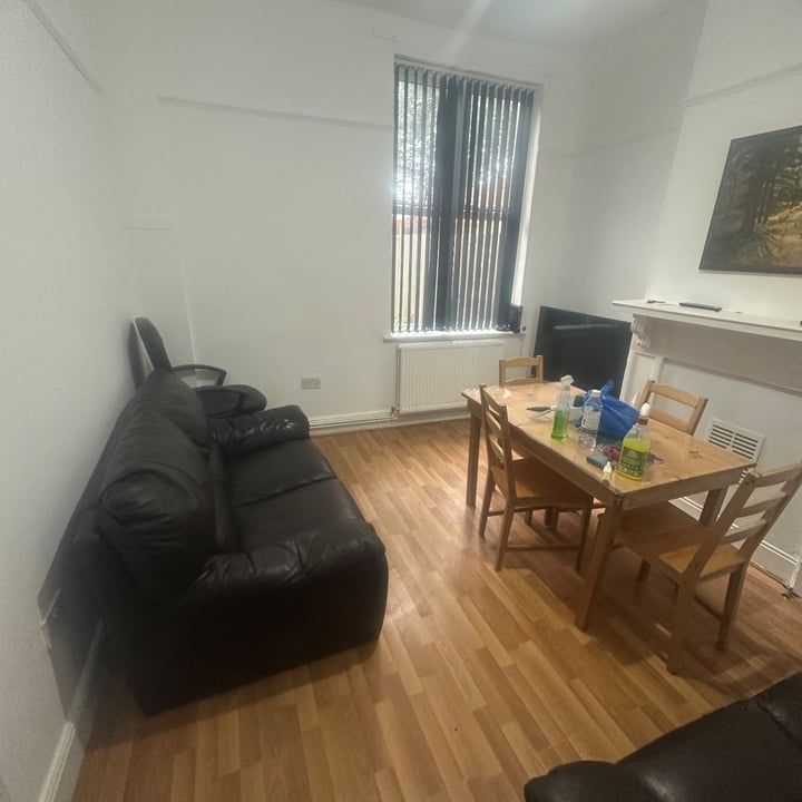 Room in a Shared Flat, Thornhill Road, B21 - Photo 1