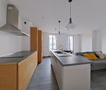 Location Appartement 2 pièces Meublé 40m² SURESNES 92150 - Photo 4
