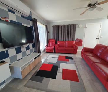 9 Centenary Avenue, Melton, VIC - Photo 2