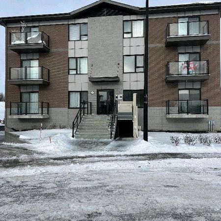 condo 4 1/2 à louer - Photo 4