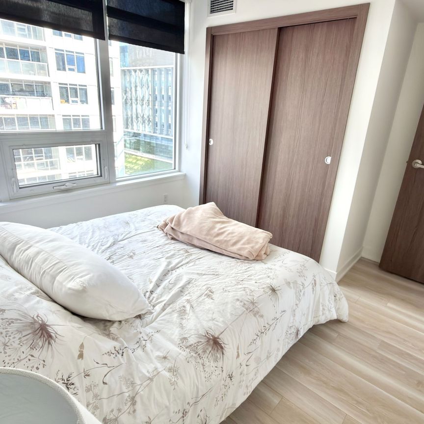 For Lease - 19 Bathurst Street Unit# 911, Toronto, Ontario - Photo 1