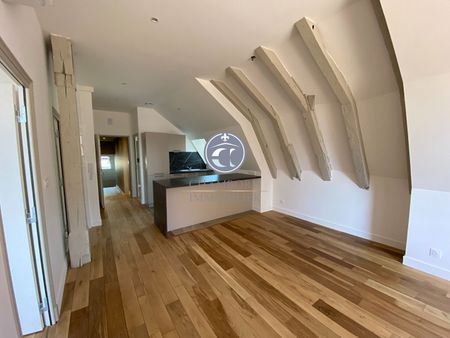 Appartement T3 en plein coeur de ville. - Photo 2