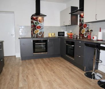 7 bedroom house to rent - Photo 4