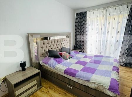 Apartament 2 camere, 73mp, parcare, etaj intermediar, zona Porii - Photo 4