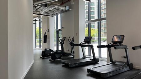 Studio to rent - Photo 5