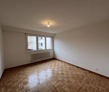 Appartement entièrement rénové de 3.5 pièces au 1er étage - Foto 2