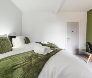 1 bedroom in a house share to rent - Photo 3