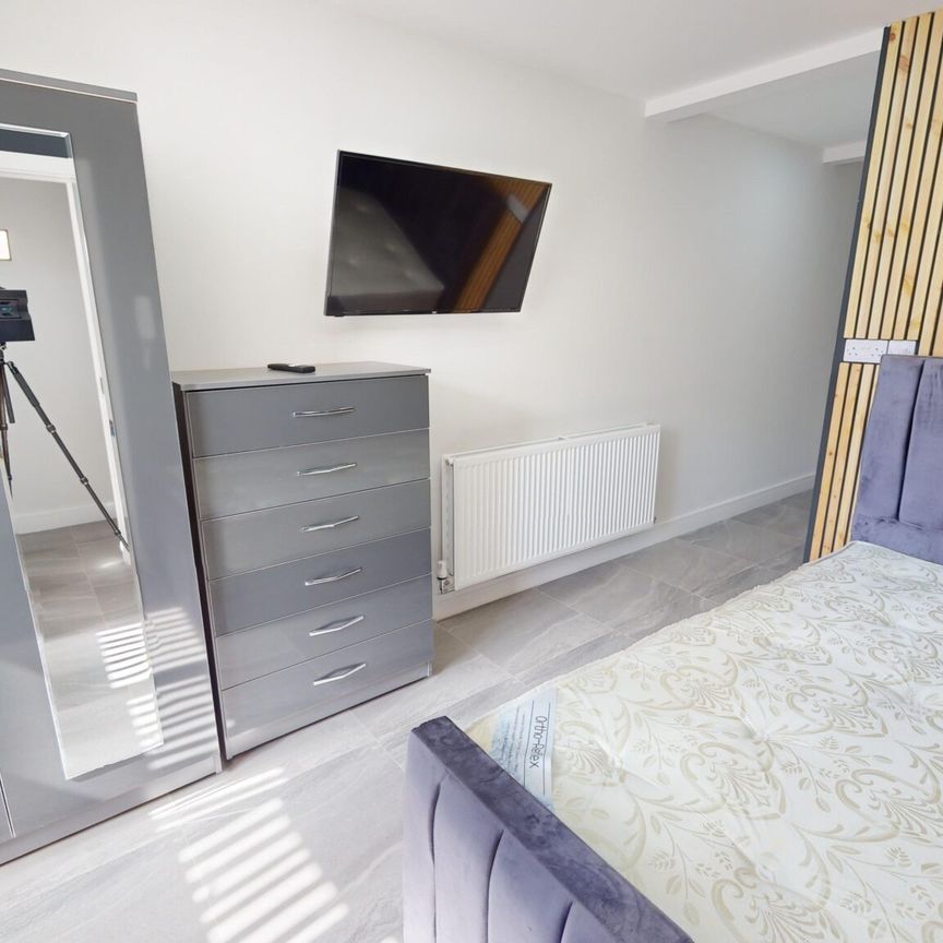 Co-Living Studio 1, 42 Milner Road Selly Oak - Photo 1