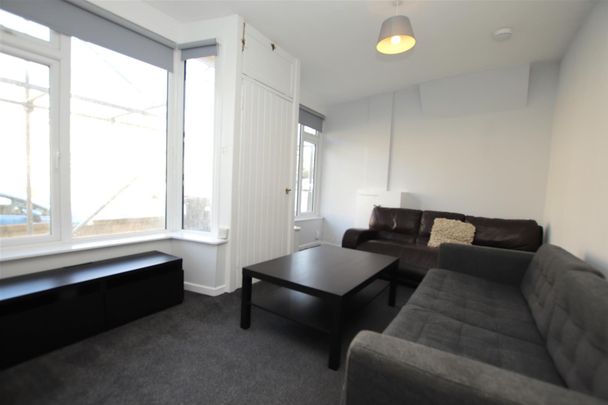 Third Avenue, Bath - Photo 1