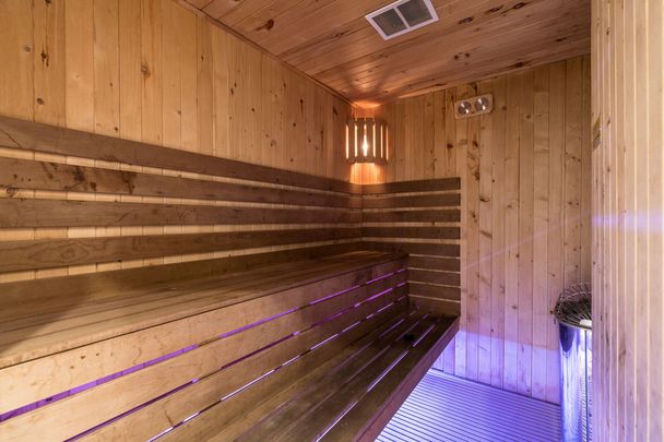 1975 Maisonneuve Blvd West - Photo 1