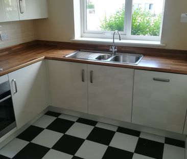 4 bed End of Terrace in Fen Street Brooklands, Milton Keynes, MK10 7HD - Photo 6