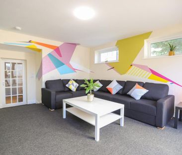 9 bedroom house to rent - Photo 1