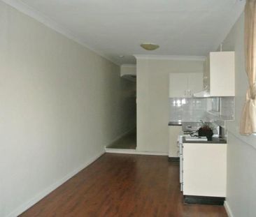 AFFORDABLE TWO BEDROOM UNIT IN PRIME LOCATION! - Photo 1
